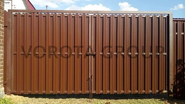 Распашные ворота Doorhan коричневые 1750×2500