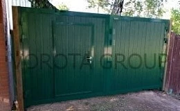 Уличные ворота из штакетника въездные распашные